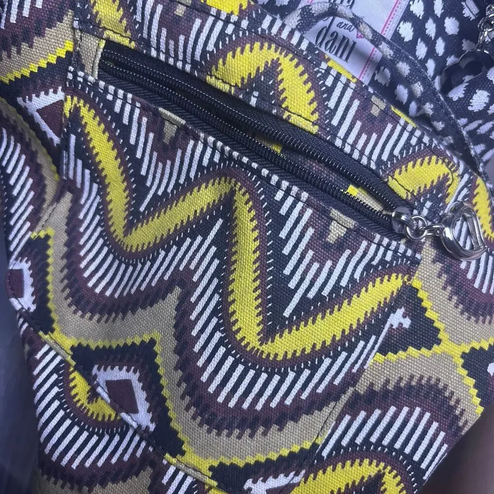 Yellow Chevron Pattern Reverse Bag - Picture 4 of 5
